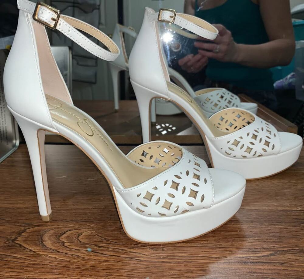 Jessica Simpson platform heels- Size 7